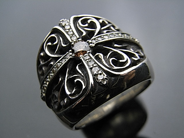 「世界にひとつだけのクロムハーツを」 ニーズが高まりカスタム件数が前年比225%に