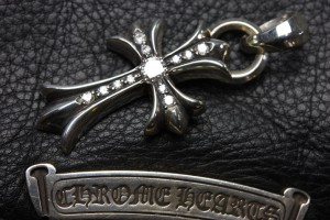 クロムハーツクロスペンダント