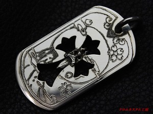 クロムハーツ、ドッグタグクロスダガーペンダント