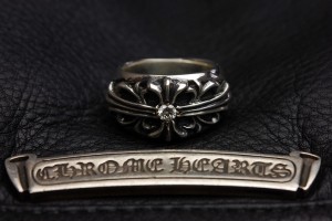 Chrome Hearts フローラルクロスリング