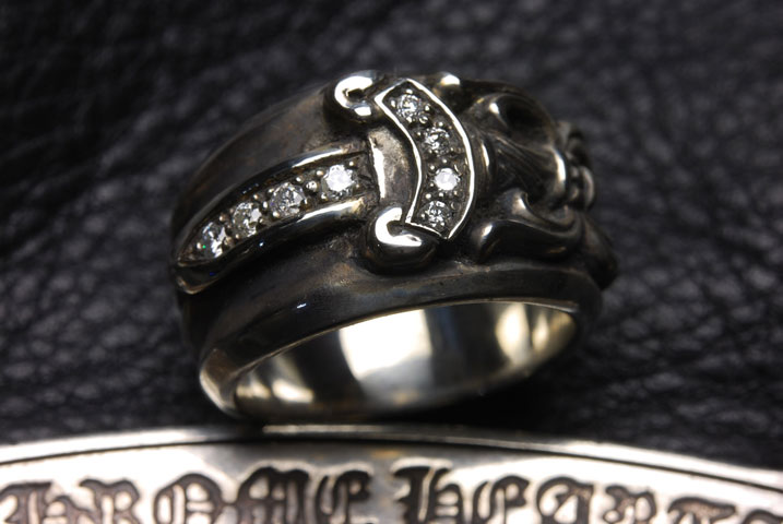 クロムハーツ、ダガーリング8ダイヤ新品製作