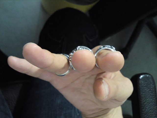 指の断面は、楕円形デス