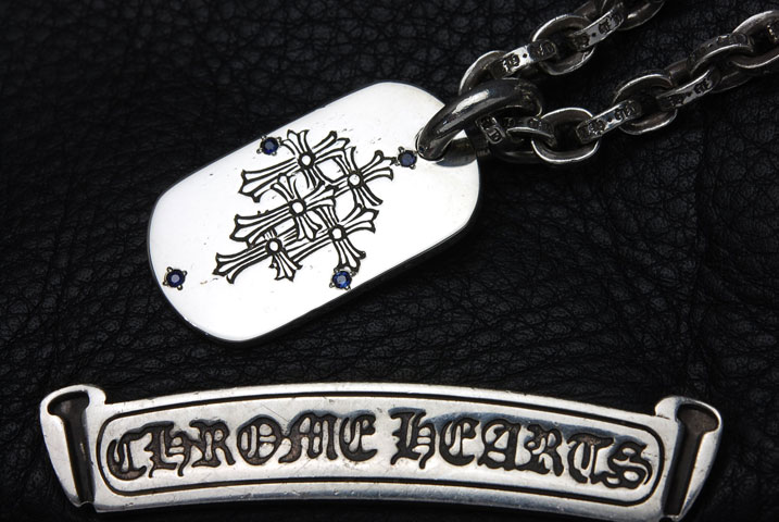 セメタリークロスドッグタグペンダント、ブルーサファイヤカスタム