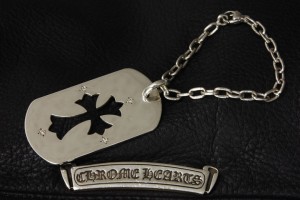 クロムハーツ、カットアウトクロス