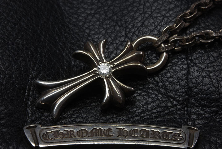 ネックレス　ペーパーチェーンSM CHクロス 1ダイヤモンド