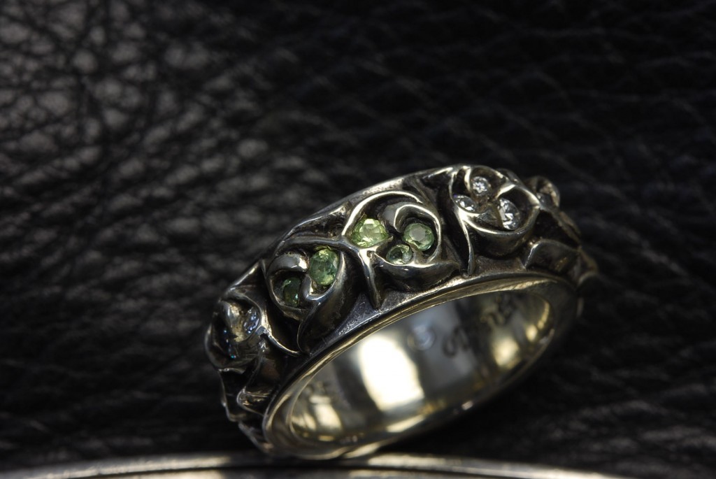 エタニティバインバンドリング ダイヤ&ペリドット