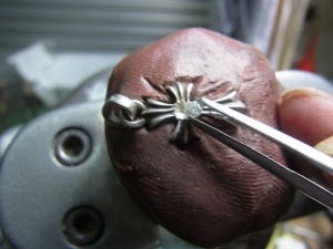 ダイヤを載せます。