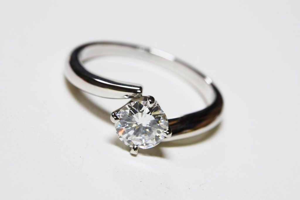 プラチナダイヤリングをリフォームしました。