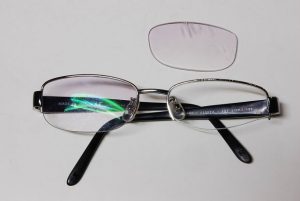 フレーム全体にも傷があります。