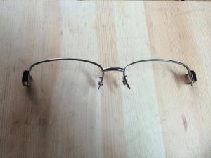 キズを取って再メッキして、パッドも交換します。