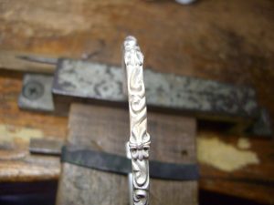 表はこんな感じです。