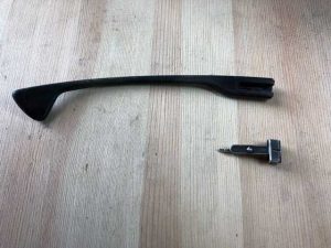 まずは分解します。