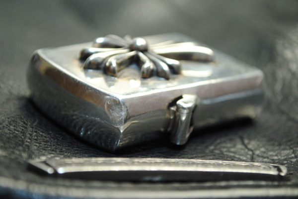 かなり凹んでいます