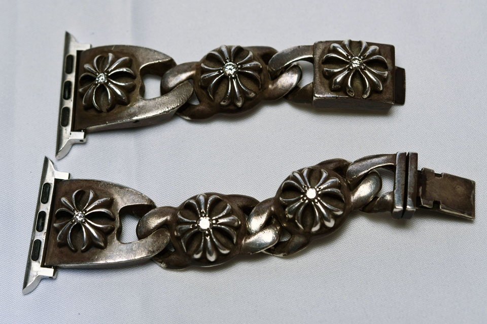 クロムハーツ Apple Watch バンド ダイヤカスタム 石留め 周辺