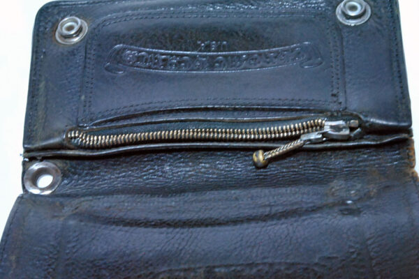 クロムハーツ 1スナップウォレット（riri）ファスナー交換｜内側の破れ修理も同時に対応