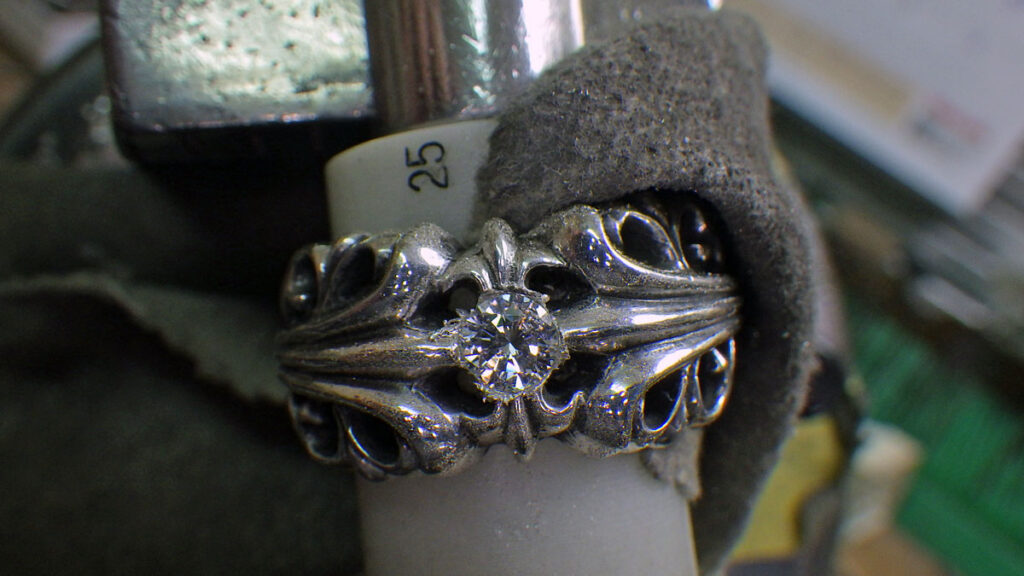 ダイヤを乗せてみます